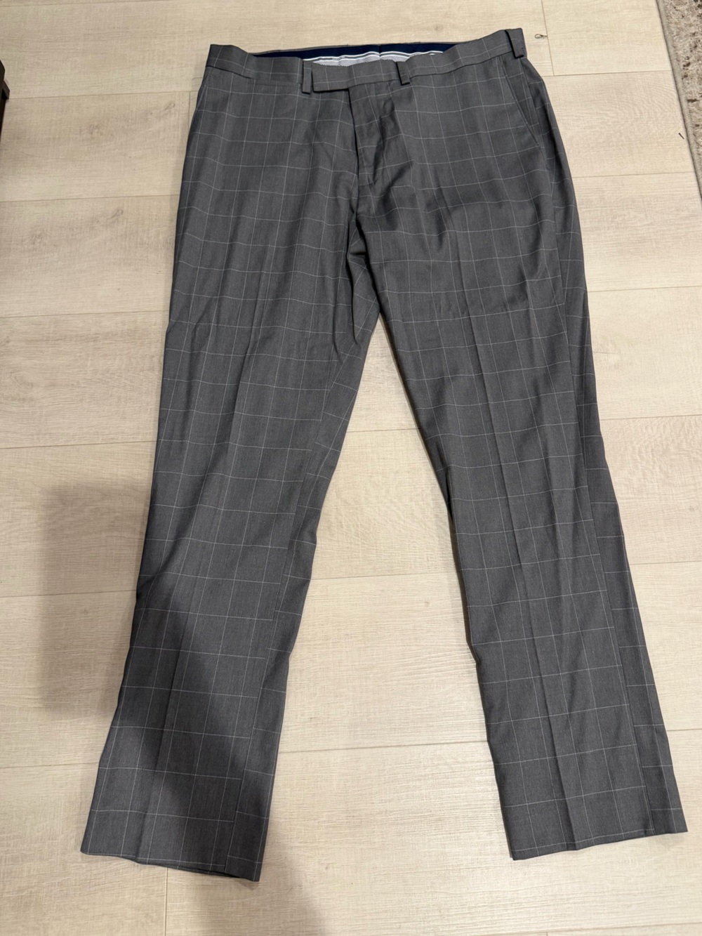 New Louis Raphael Men’s Gray Dress Trousers 38 x 32